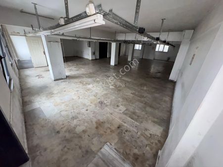 Zafer Gayrimenkulden Kiralıkdükkan 1.kat200m2asansörlü Tranvayacephe İstanbulsultangazi U.mumcu Mhde