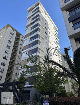 Sağlam'dan Caddebostan'da Sahilde Sıfır Bina Geniş 2+1 Daire