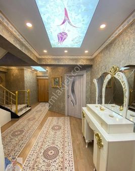 İki Nisan Caddesinde Satılık Dublex Daire!