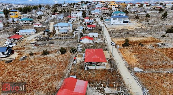 Erdemli Sarıkayada Satılık Müstakil Yaylalık Ev Ve Arsası