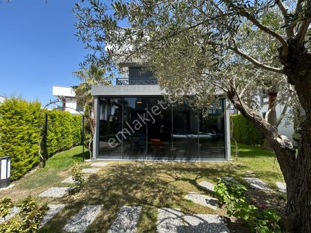 3+1 Site İçinde Müstakil Yazlık