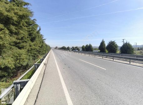 Seferihisar'da İzmir Caddesi Üzerinde Yatırıma Uygun İmar Yakını