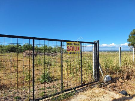 Manisa Şehzadeler Tekeliler Mahallesinde Satılık Hisseli Arsa