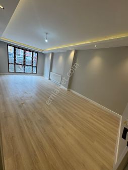 Sancaktepe Yenidoğan Mevlana Mh 2+1 Ara Kat Satılık