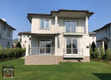 Karia Gayrimenkul'den Dalaman'da Satılık 4+1 Villa