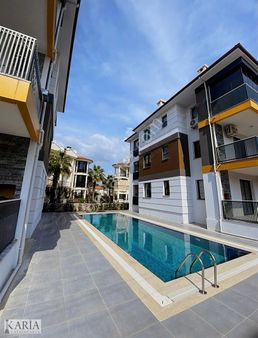 Karia Gayrımenkul'den Dalaman'da Havuzlu Site İçinde Daire