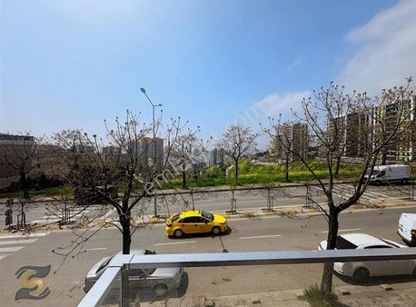 Deniz Manzaralı Yatay Mimari 3+1 Ebeveyn Banyolu Satılık Daire