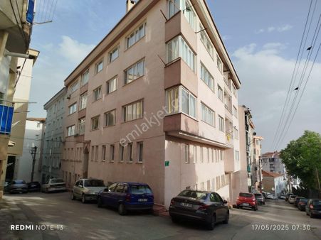 Umurbey'de 3+1 Masrafsız Geniş Satılık Geniş Daire