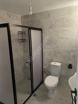 Ümraniye Cemil Meriç Mahallesi Metro Yürüme Mesafesi İçi Yapılı Çayır Önü Caddesi