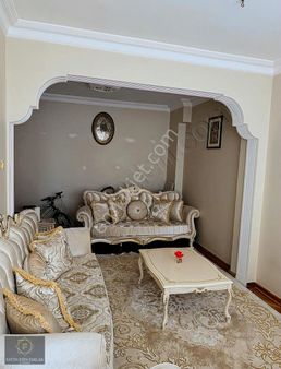 Fatih Maltada Satılık Bakımlı 3+1 Balkonlu Ara Kat