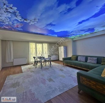 Yüksek Giriş Fiyatına Ara Kat 2+1 Satılık Daire