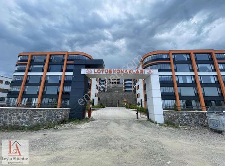 Trabzonda Deniz Manzaralı Satılık Ultra Lüks 4+1 Diare