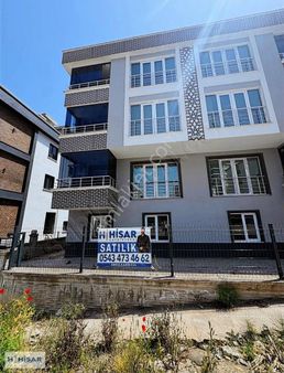 Hisardan Esenevlerde Tramvaya 100m 3+1 Satılık Daire