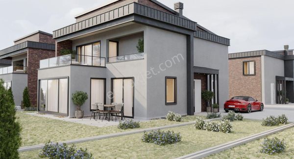 Bağlıcanın En Hakim Noktalarından Birinde Site İçinde 5+1 Villa