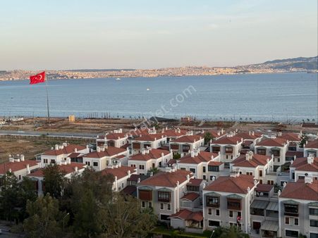 Mavişehir Kuğu Satılık 4+1 Daire Tüm Odalar Deniz Manzaralı Boş