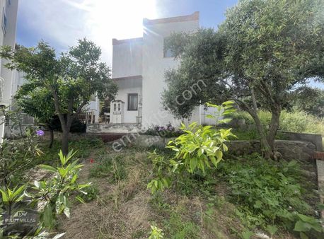 Bodrum Akyarlar'da Denize Yürüme Mesafesinde Müstakil Villa