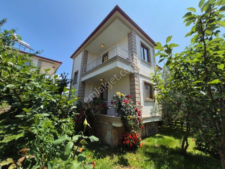 ▀artı'dan Altınoluk Narlı'da Satılık 3+1 Deniz Manzaralı Villa▀