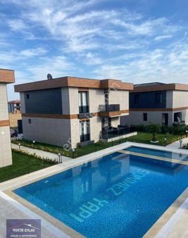 Nokta Emlak'dan Kaliteli Yaşam Alanı 250 M2 / Dublex Sıfır Villa