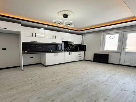Selahaddin Eyübi Mah 3+1 120 M² Çift Balkonlu Yeni Bina Fırsat !