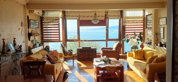 Yüzbaşılar Sahilinin En Mükemmel Yerinde,süper Yalı Daire.huzurlu,sağlam,kusursuz.