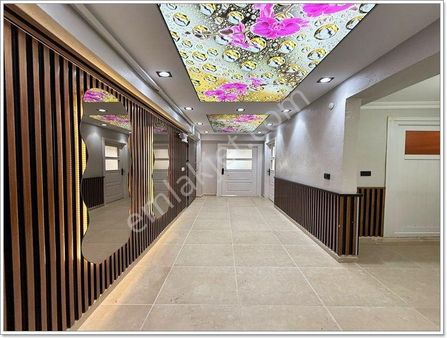 Geniş Ailelere Özel Devasa Büyüklükte 3+1 Ara Kat Daire !!!