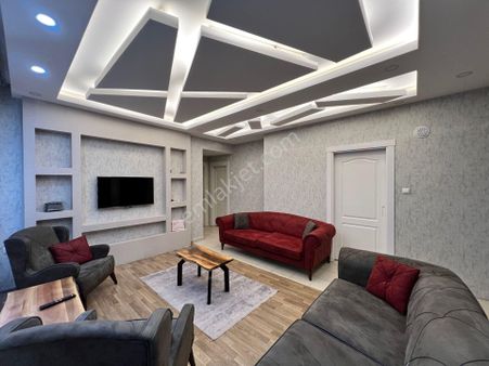 Ara Kat, Bakımlı , Lüks , 20.000 Tl Yüksek Kıra Getırılı Kaçmaz