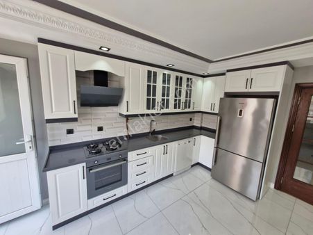 Adana Çukurova/yurt Mahallesi/satılık 4+1daire İskanlı Hasarsız 90 M2 Teraslı Doğalgazı Aktif