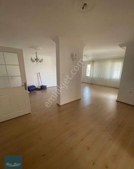 Kuşadası Ege Mahallesinde 3+1