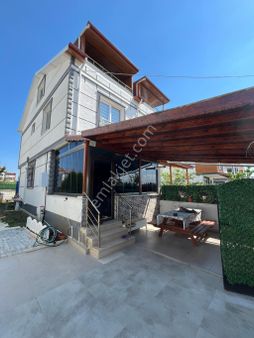 Ata Gayrimenkul'den Takasa Uygun 3+1 Merkeze Yakın Satılık Villa