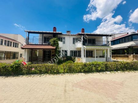 Tekirdağ Süleymanpaşa Yenicede Dubleks Denize Sıfır Satılık Villa