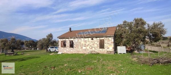 Kozbeyli Yeniköy'de Yapı Kayıt Belgeli Taş Ev Ve 6521 M2 Arazisi