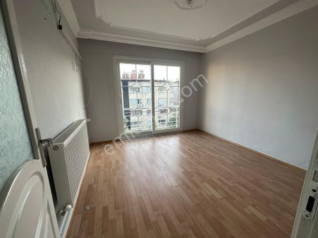 Göçmen Gayrimenkul'den Yıldıztepe Mah.3+1 Satılık Arakat