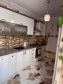 Dutlubahçe Mahallesinde Ayrı Mutfak Katta 2+1 Daire