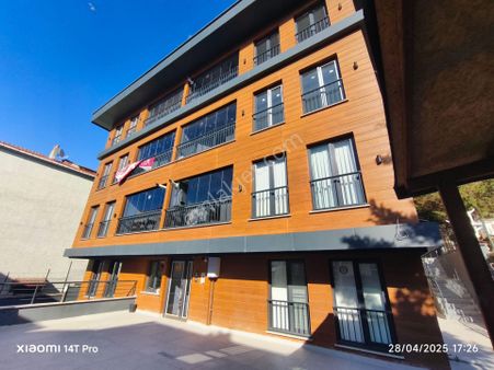 Eyüp Merkezde 4+2 / 150m2 / 2.kat / Kapalı Otoparklı / Asansörlü / Lüks / Sıfır Dublex