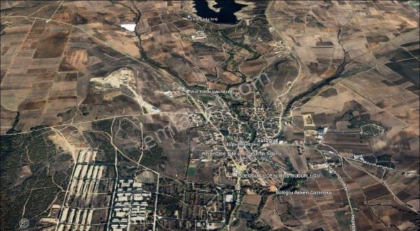 Süloğlu İlçe Merkeze, Baraja Yakın Asfalt Boyu Tarla.