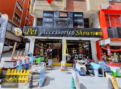 İzmit Merkez De Cadde Üzerinde Satılık 280 M2 Dükkan