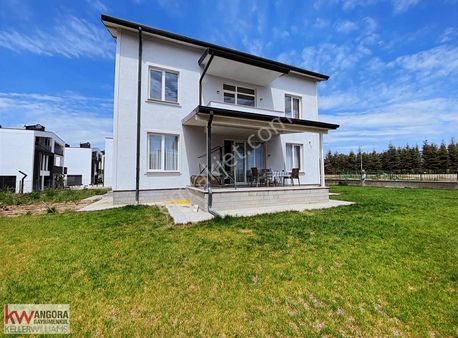 Gölbaşı Karşıyaka Nesibe Aydın Yakını Tam Müstakil Kiralık Villa
