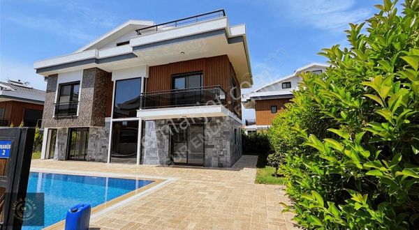 Uğur'dan Fethiye Kargı Da 4+1 Satılık Lüks Villa