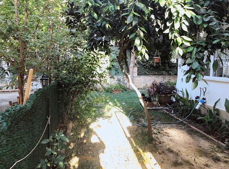 Manisa Güzelyurtta Satılık Tripleks Villa