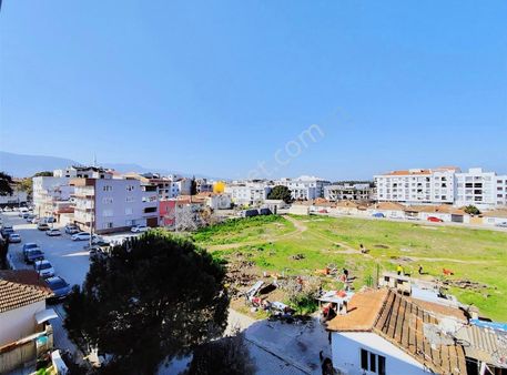 Muradiye Okul Sokakta Satılık Dubleks