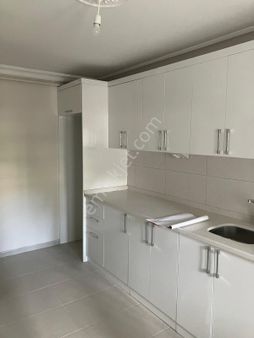 Prestij Konutlarında İçi Yenilenmiş 3+1 Daire