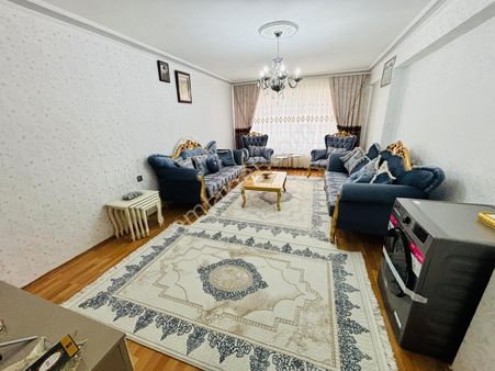 Mutlu Mah.saat Kulesi Yakını 2.kat Ön Cephe Yapılı Satılık Daire