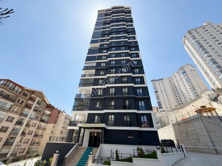 4+1 Seval Cad. Yakını Merkezi Konum Manzaralı Ferah Site Dairesi