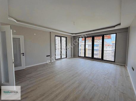 Tozluemlak'tan Cağaloğluna 1 Sokak Geniş E.banyolu Lüks 3+1