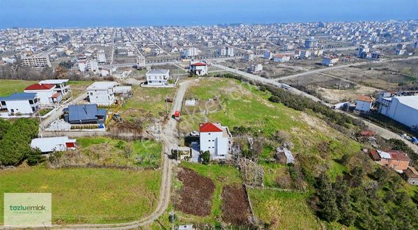 Tozluemlak'tan Çatalçamda Deniz Manzaralı Satılık Villa Parseli