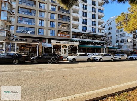 Tozluemlak'tan Uğur Mumcu Parkına Cephe Kiralık Dükkan