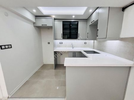 Manisa Merkez Efendi Mah. Satılık 3+1 Asansörlü Lüks Arakat Daire