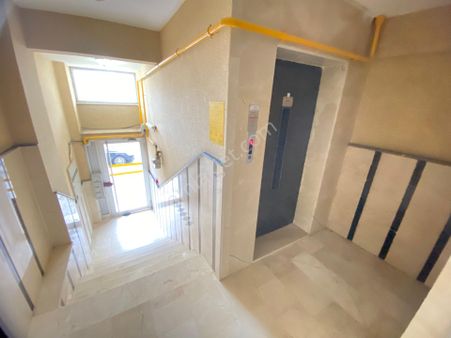 Nş Gayrimenkul'den Tramvaya Cephe Satılık 3+1 Daire