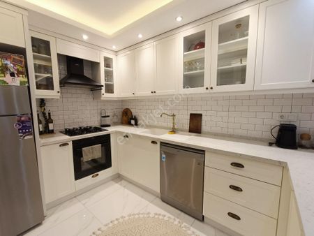 Poligon Metro Yakını 3+1 Arakat Ful Bakımlı Satılık Daire