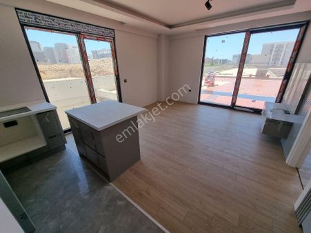 Altıntaş Mh Ultra Lüks Bahçe Kullanımlı Satılık Daire